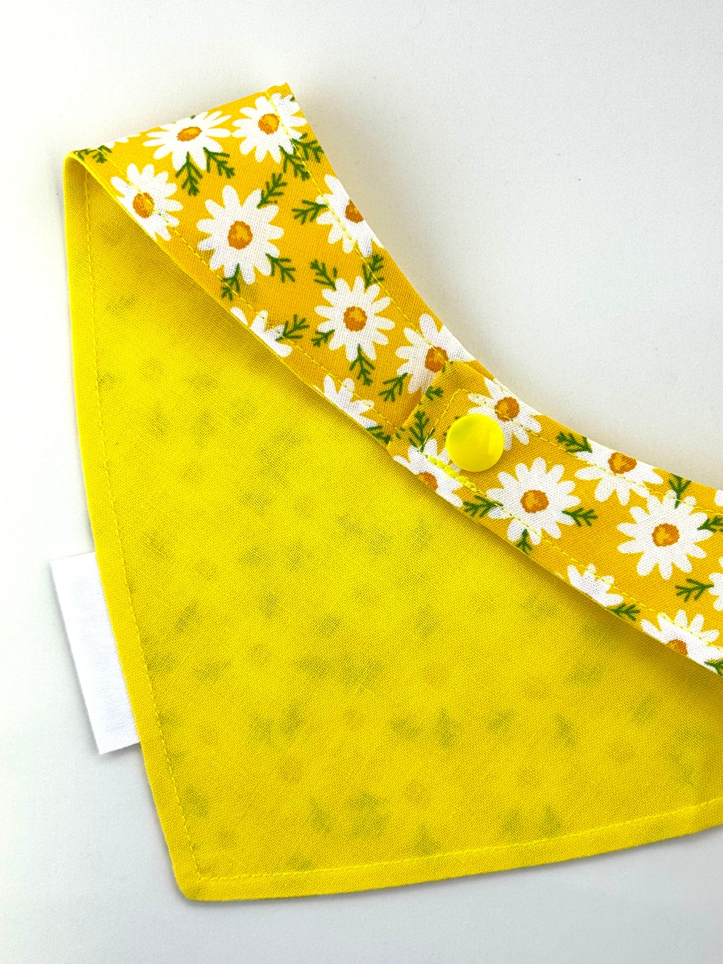 Feeling Daisy Yellow Bandana